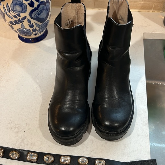 Steve Madden Amulet Ankle Bootie Size 8 - Picture 11 of 13